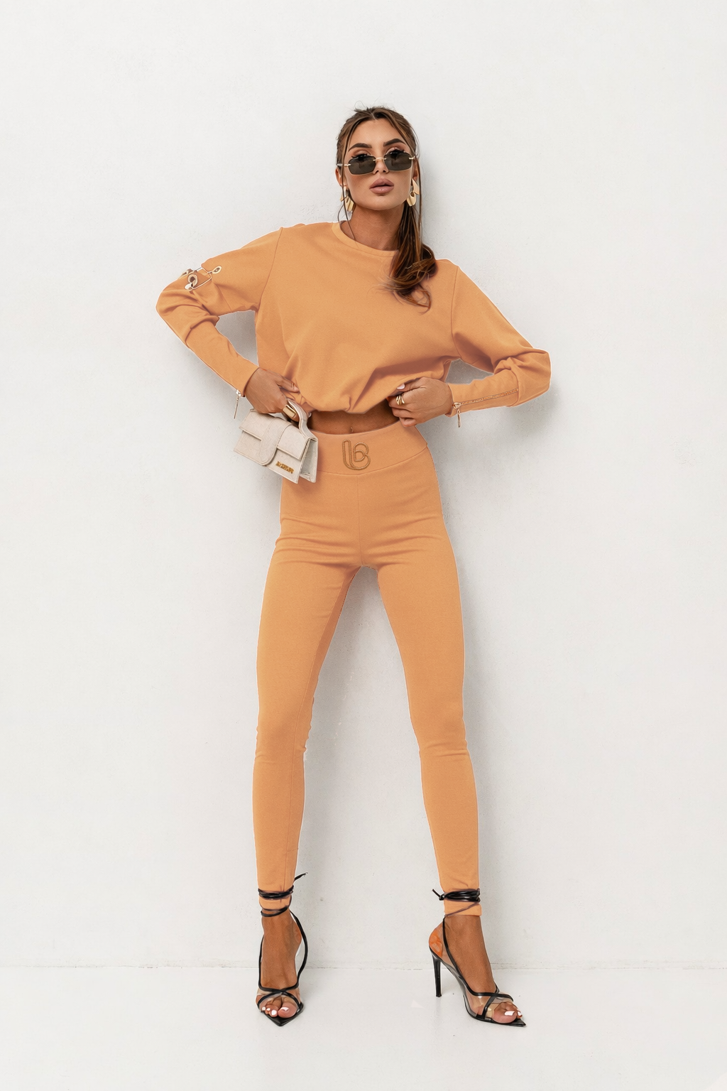 52654b844e6809e54bd81e97278f3d9e